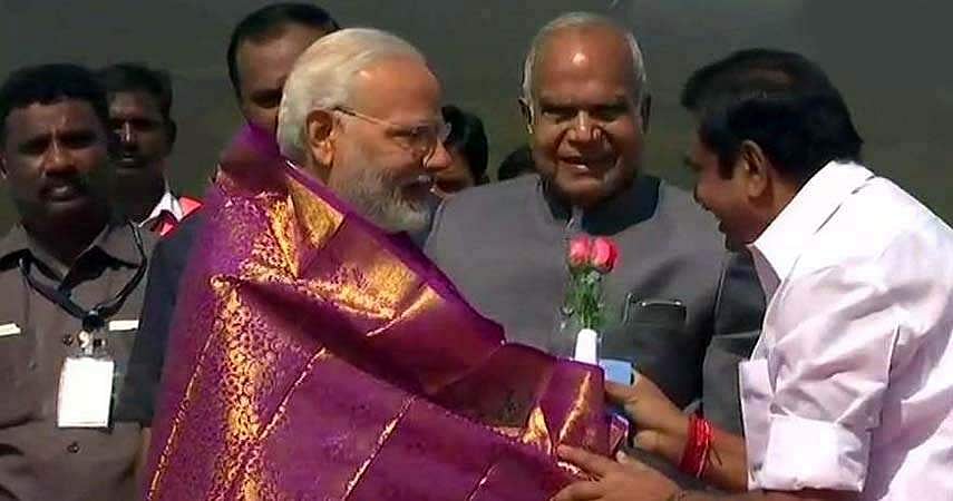 ராணுவ கண்காட்சியை தொடங்கி வைத்தார் மோடி