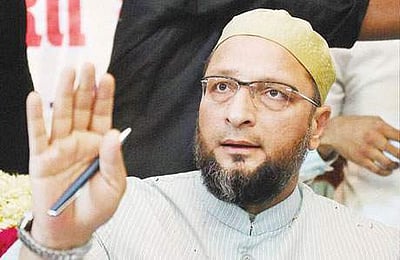 மூழ்கும் கப்பலை விட்டு வெளியேறிய கேப்டன் ராகுல், முத்தலாக் தடை முஸ்லிம் பெண்களுக்கு எதிரானது: ஓவைஸி