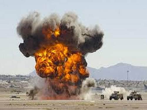 வெடிகுண்டை விட சக்தி வாய்ந்தது வாக்காளர்களின் கையில் இருக்கிறது: மோடி எதைச் சொல்கிறார்?