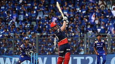 கடைசி பந்தில் டெல்லி டேர்டெவில்ஸ் த்ரில் வெற்றி