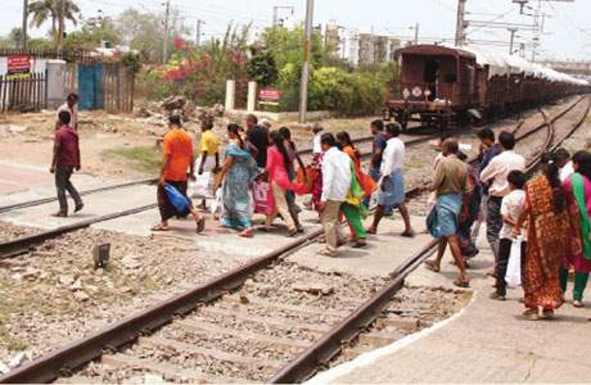 திருவள்ளூர் ரயில் நிலையத்தில் கிடப்பில் போடப்பட்ட சுரங்கப் பாதை திட்டம்