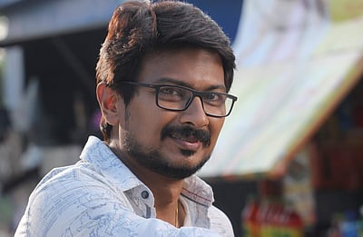 தமிழ்ப் படங்களின் வெளியீடு குறித்த ட்வீட்: மூன்று நாள்களில் மனம் மாறிய உதயநிதி ஸ்டாலின்!