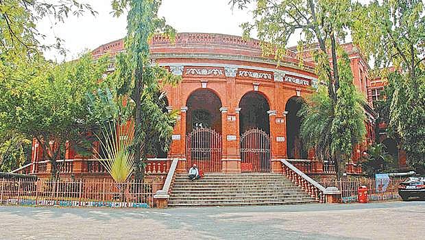 பாந்தியன் சாலை