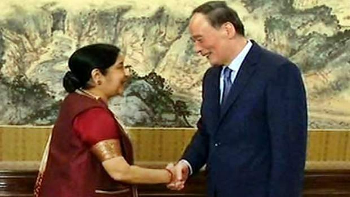 சீன துணை அதிபருடன் சுஷ்மா ஸ்வராஜ் சந்திப்பு