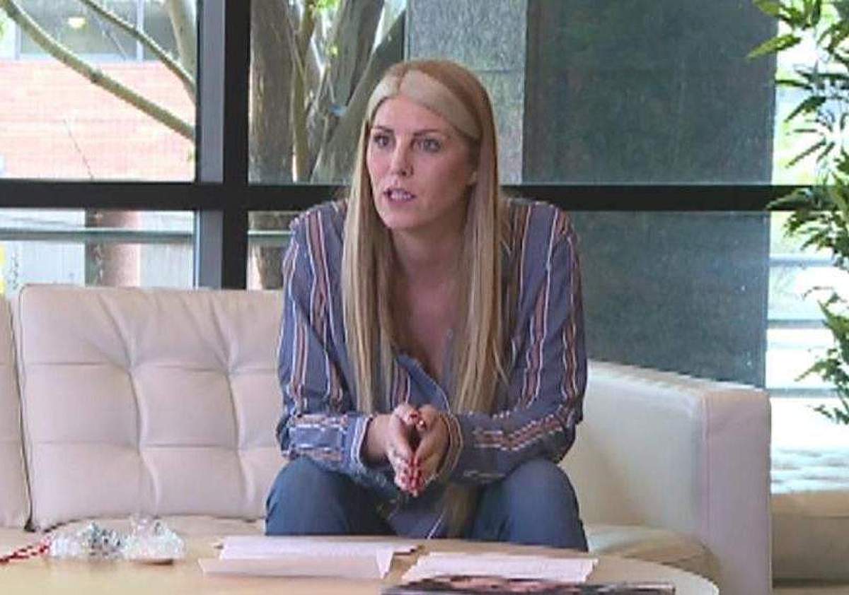 தெரியாமல் கைப்பையில் வைத்திருந்த ஆப்பிளுக்கு ரூ.33000 அபராதம்!