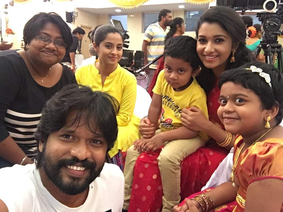 கார்த்தி நடிக்கும் கடைக்குட்டி சிங்கம்: படப்பிடிப்பு நிறைவு! (படங்கள்)