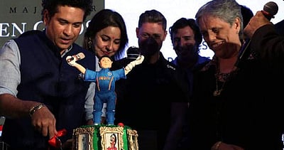 சச்சின் பிறந்த நாள் ரசிகர்கள் வாழ்த்து