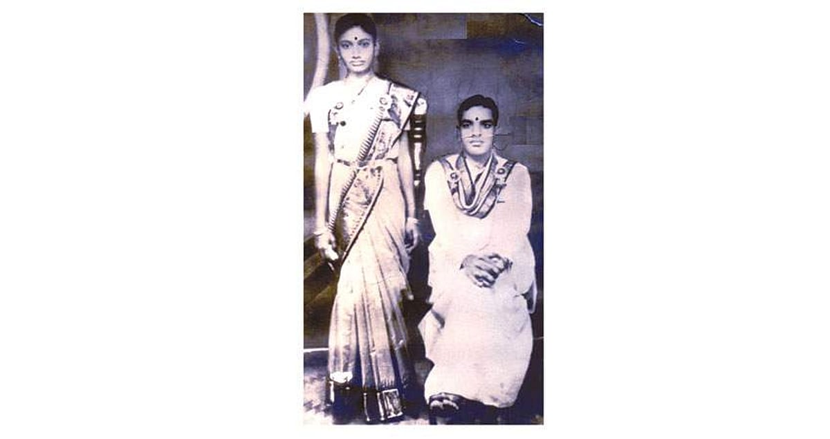 பிரபலங்கள் தங்கள் தாயார் குறித்து எழுதும் தொடர்: அம்மா!