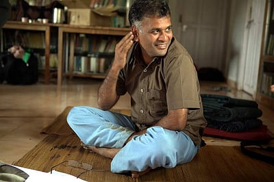 ஜெயமோகனின் "மத்தகம்" ஒரு யானையின் கொம்புகளின் ஊடே கிட்டிய பயண அனுபவம்!