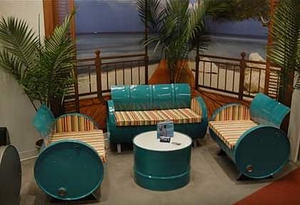 காலி டிரம்களை வைத்து இப்படி வித்யாசமாக ஏதாவது முயற்சி செய்யுங்களேன்!