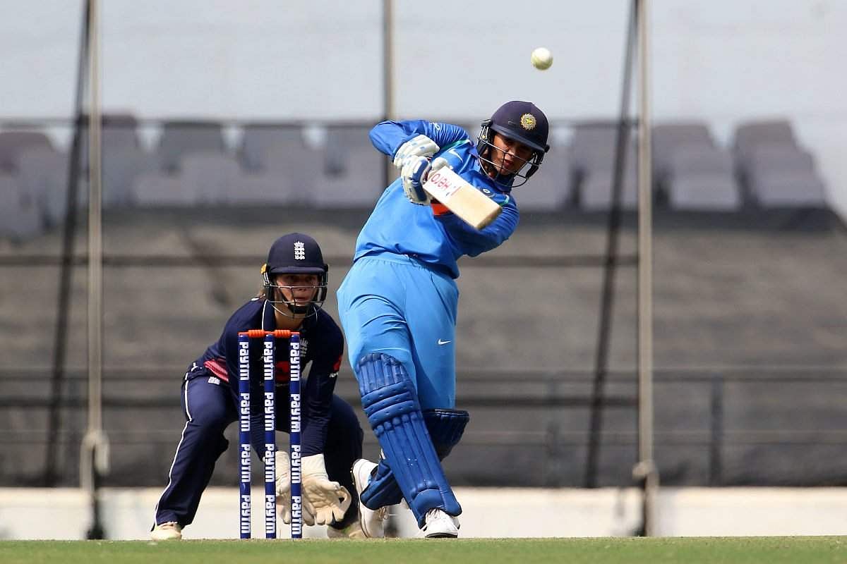 பரபரப்பான ஒருநாள் ஆட்டத்தில் இந்திய மகளிர் அணி வெற்றி!