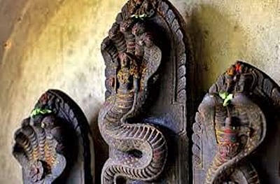 நாகதோஷம் உள்ளவர்கள் தினமும் இதைச் சொல்லுங்கள்..!