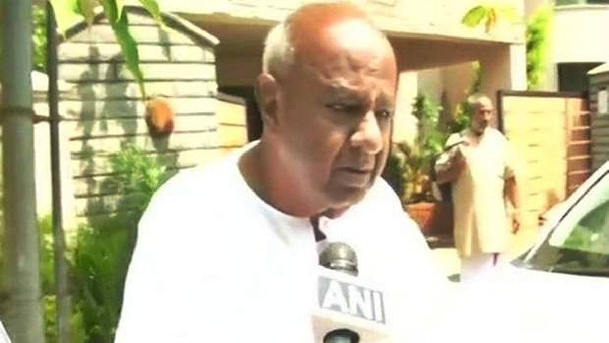 தற்போதைக்கு ஏற்றுக்கொள்ளும், மறுக்கும் நிலையில் இல்லை: தேவே கௌடா