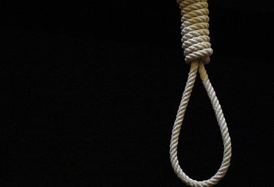 காஞ்சிபுரம் அருகே காவல் நிலையத்தில் அரசு ஊழியர் தூக்கிட்டுத் தற்கொலை 