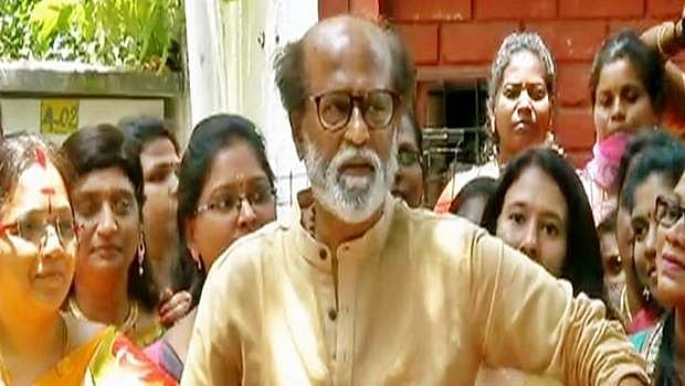 மகளிர் இருக்கும் இடத்தில் வெற்றி நிச்சயம்: ரஜினிகாந்த் பேட்டி