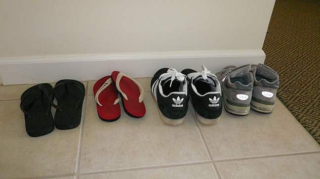 செருப்பை கழற்றி விட்டு வீட்டுக்குள் நுழைந்தால் உடல் எடை குறையும், புதிய ஆய்வு முடிவு வெளியீடு!