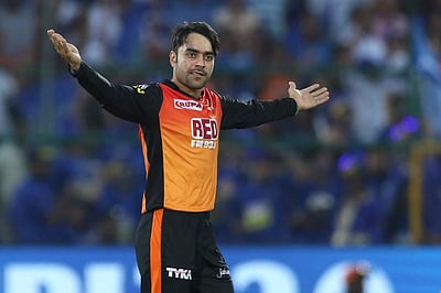 மிகச்சிறந்த டி20 சுழற்பந்து வீச்சாளர்: ரஷித் கானுக்கு சச்சின் பாராட்டு!