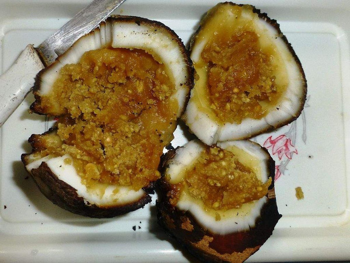 அபார சுவை கொண்டது ‘வெடி தேங்காய்’ அதை வீட்டில் தயார் செய்வது எப்படி?