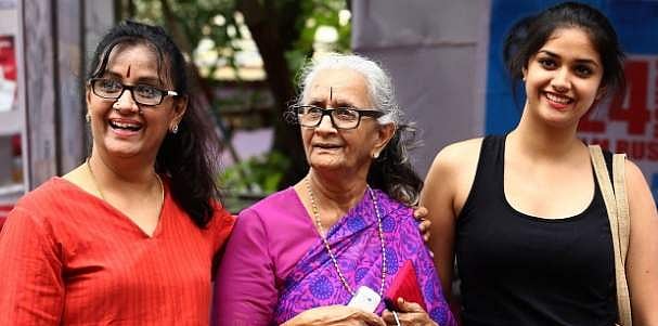 பாலாவின் ‘அர்ஜூன் ரெட்டி’ யில் நடிக்க மறுத்த கீர்த்தி சுரேஷின் நெருங்கிய உறவினர் யார்?!