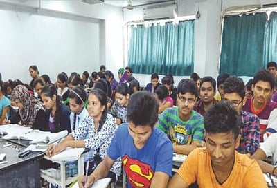 அரசுப் பள்ளி ஆசிரியர்கள் டியூஷன் நடத்தத் தடை 