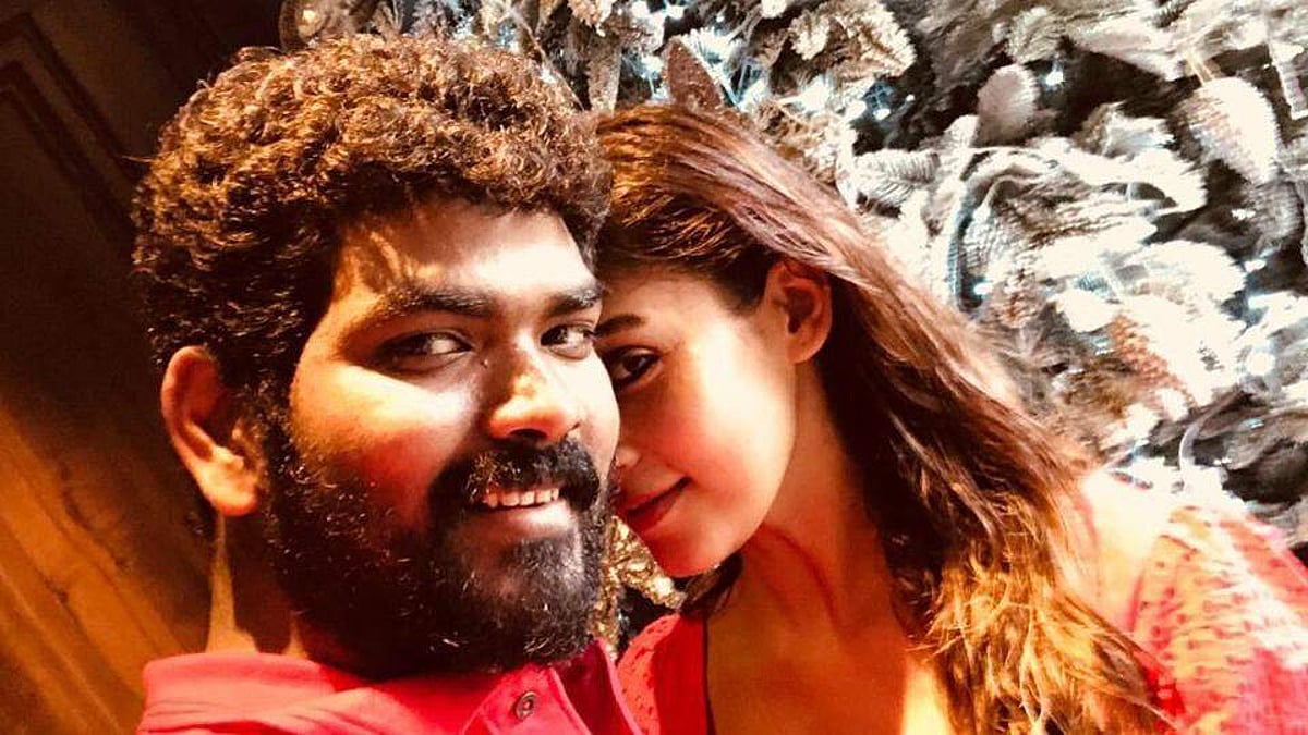 மீண்டும் மீண்டும் வைரலாகும் விக்னேஷ் சிவன் நயன்தாரா ஜோடி!