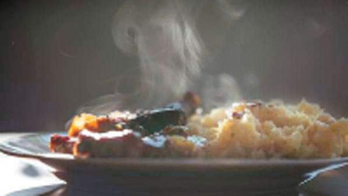 ஆயுள் காக்கும் ஆயுர்வேதம்: சூடான, புதிய உணவு... ஆரோக்கிய ரகசியம்!