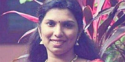 பிரபல மலையாள டி.வி தொகுப்பாளினி விபத்தில் மரணம்!