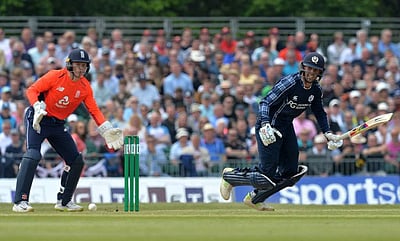 371 ரன்கள் குவித்து நெ.1 அணியான இங்கிலாந்தை வீழ்த்திய ஸ்காட்லாந்து!