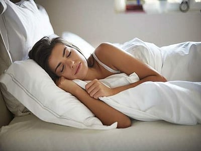 இரவில் கண்விழித்து பகலில் தூங்குபவர்களுக்கு ஜோதிடம் கூறும் ரகசியங்கள் இதோ!