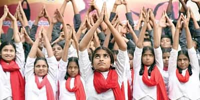 விளையாட்டாக அங்கீகரிக்கப்படா விட்டாலும், தில்லிப் பல்கலைக்கழகக் கல்லூரிகளில் யோகாவுக்குத் தனி இடங்கள் ஒதுக்கீடு!