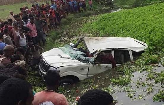 பிகார்: அராரியா பகுதியில் குளத்தில் கார் கவிழ்ந்த விபத்தில் 6 சிறுவர்கள் பலி