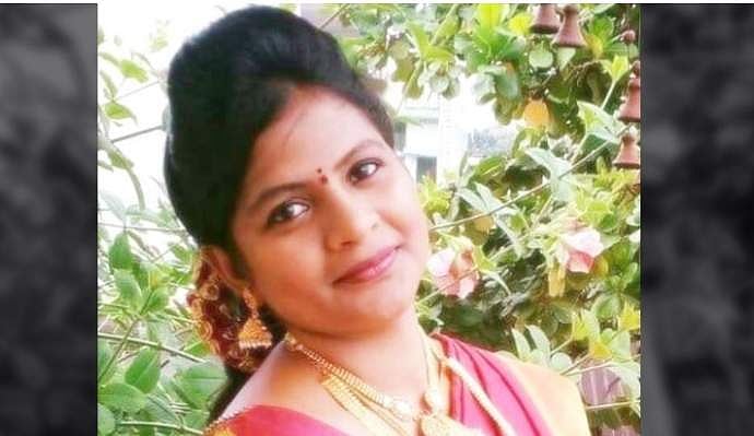 இளம் தொலைக்காட்சி செய்தி தொகுப்பாளர் தற்கொலை!