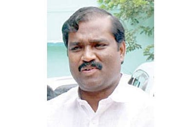 தமிழ்நாடு அரசுப் பணியாளர் தேர்வாணைய குரூப் 2 தேர்வில் மொழித்தாள் நீக்கம்! தமிழக அரசுக்கு வேல்முருகன் கண்டனம்!