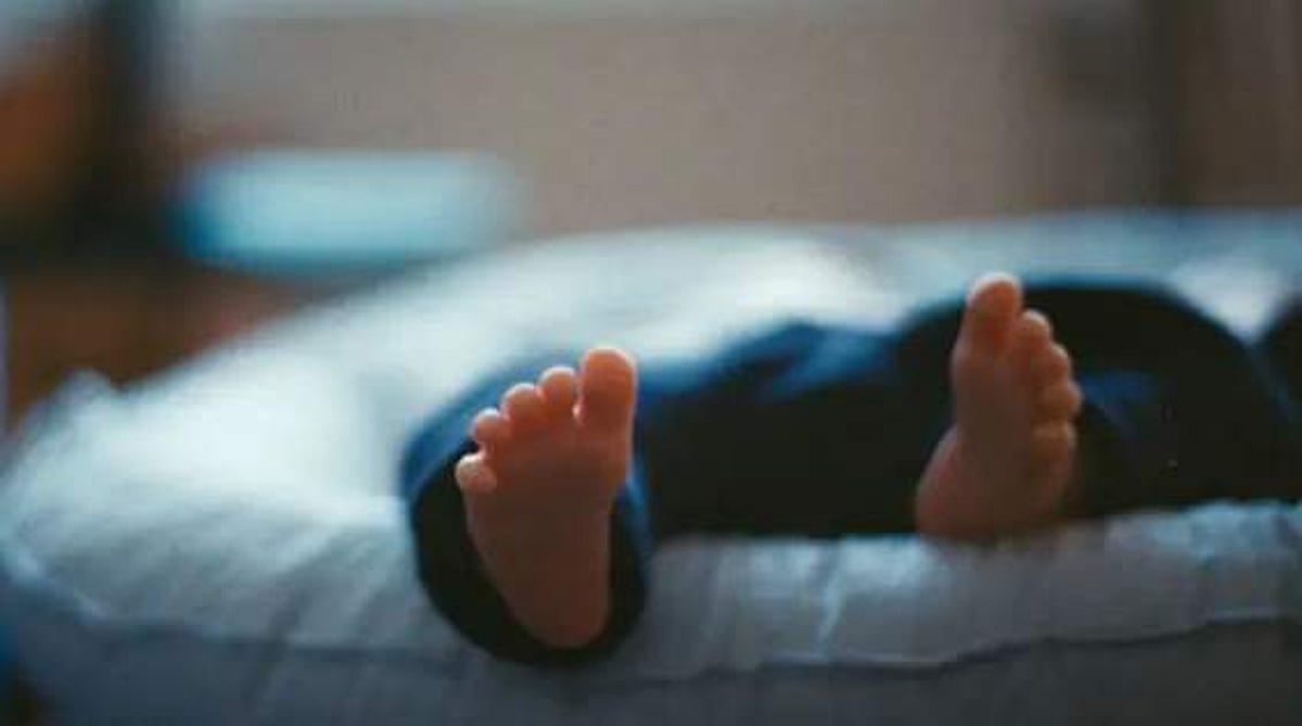 கணவர் கைவிட்டதால் பங்களாதேஷ் ரயில்நிலையத்தில் குழந்தை பெற்ற இந்தியப் பெண்!