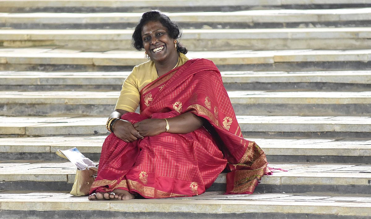 திருநங்கை என்பதால் வங்கியில் வீட்டுக் கடன் தர மறுப்பு - திருநங்கை செயற்பாட்டாளர்