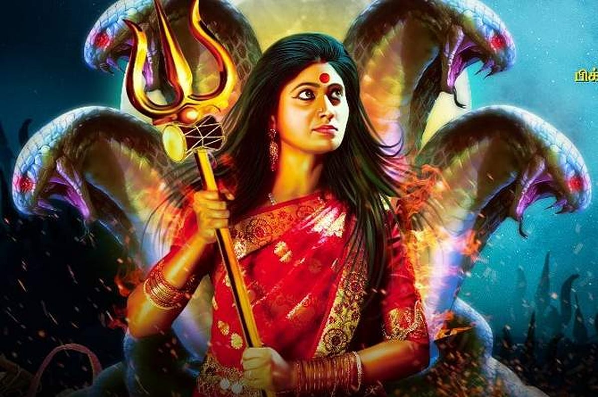 ஜூலி நடிக்கும் ‘அம்மன் தாயி’: ஆடி மாதம் வெளியீடு!