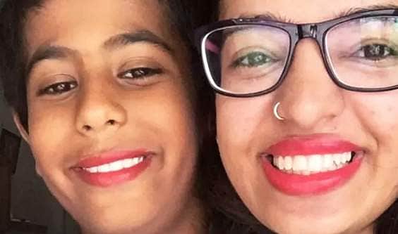 லிப்ஸ்டிக், நெயில் பாலிஷ் போட்டுக் கொள்வது ஆண் தன்மை இல்லையென யார் சொன்னது?!