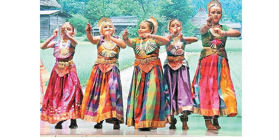 மெய்ச்சிர்க்க வைத்த மலேசிய தமிழ்க் குழந்தைகள்!