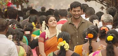 கேக் வெட்டு! கொண்டாடு! விஷால் மற்றும் கீர்த்தி சுரேஷின் மகிழ்ச்சிக்குக் காரணம் இதுதான்! (படங்கள்)