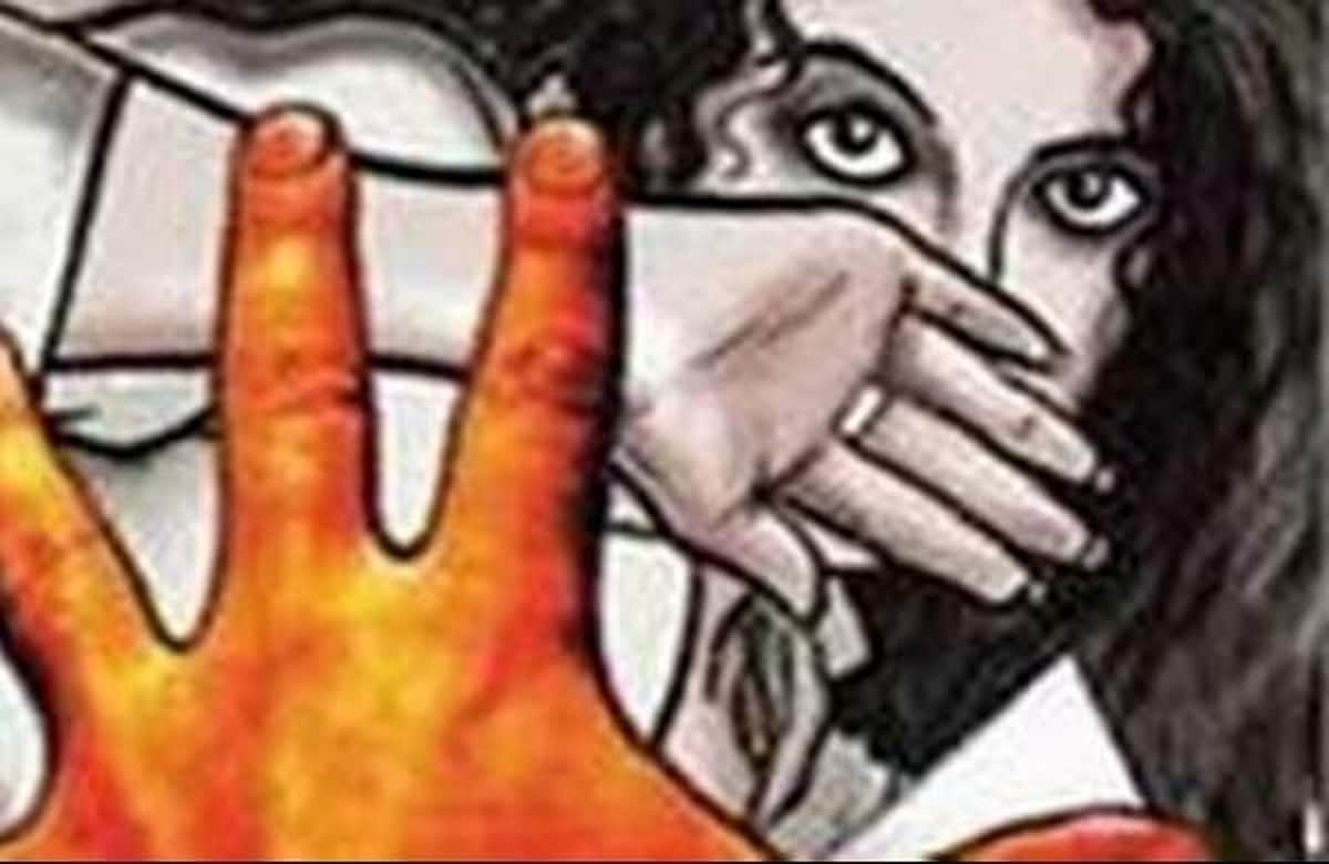 பாதிரியார்கள் பாலியல் வன்கொடுமை விவகாரம்: புகாரை திரும்பப் பெற அழுத்தம்