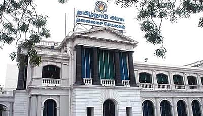 சட்டப்பேரவையில் சபாநாயகருடன் அமைச்சர் வாக்குவாதம்: தலையிட்டு சரிசெய்த ஓபிஎஸ்