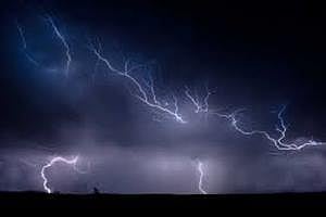 இடி, மின்னல் தாக்கி பாதிக்கப்பட்டவர்களுக்கு உடனடி நிவாரணம்