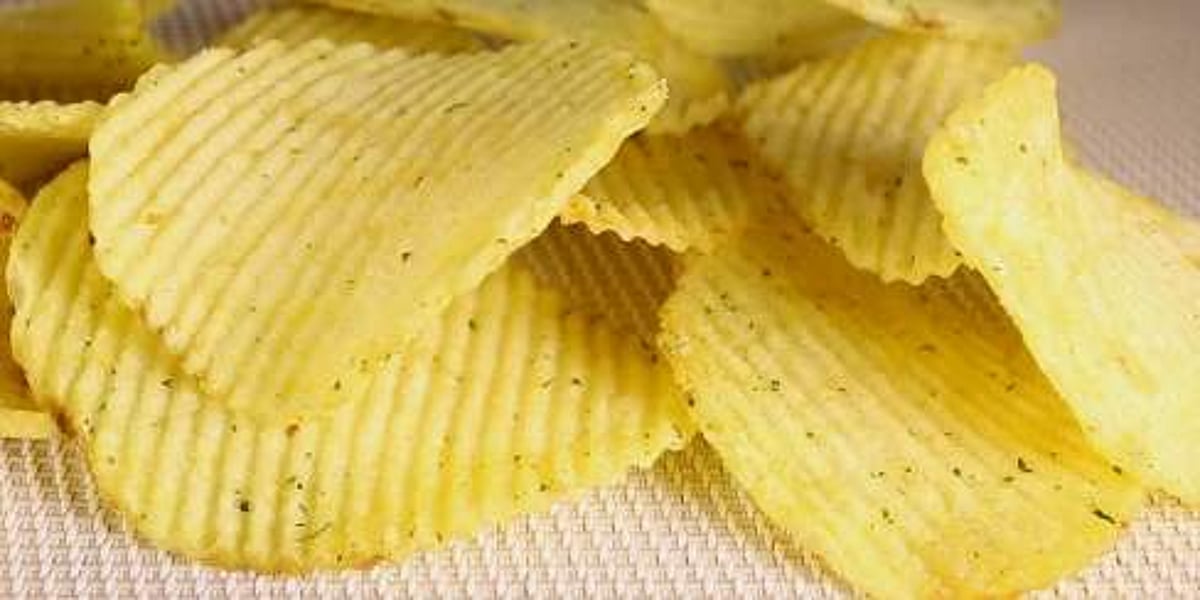 உருளை சிப்ஸ் வடிவமைப்பில் மறைக்கப்பட்டுள்ள முழுப்பூசணிக்காய்!