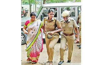 நிர்மலா தேவி விவகாரம்: வைகோ மீது தொடரப்பட்ட வழக்கு-அக்.10 க்கு ஒத்திவைப்பு