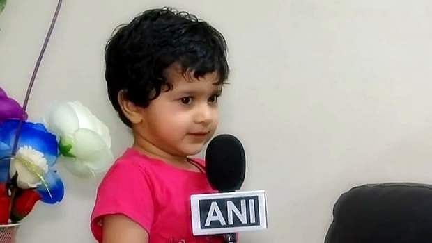 ஒரு நிமிடத்தில் இந்திய தலைநகரங்களைக் கூறி அசரவைத்த 2 வயது குழந்தை!