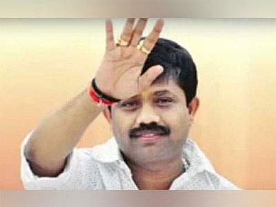 மாயாவதி ஆட்சியில் குண்டு வெடிப்பு: 'மறுபிறப்பு' தினமாக கொண்டாடிய பாஜக அமைச்சர்