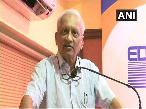 பொது இடங்களில் மது குடித்தால் ரூ.2,500 அபராதம்: மனோகர் பாரிக்கர் அதிரடி உத்தரவு