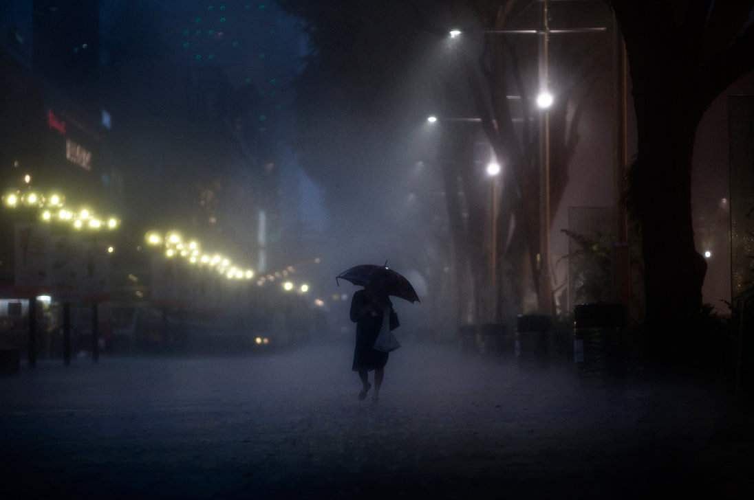 மழை இரவு