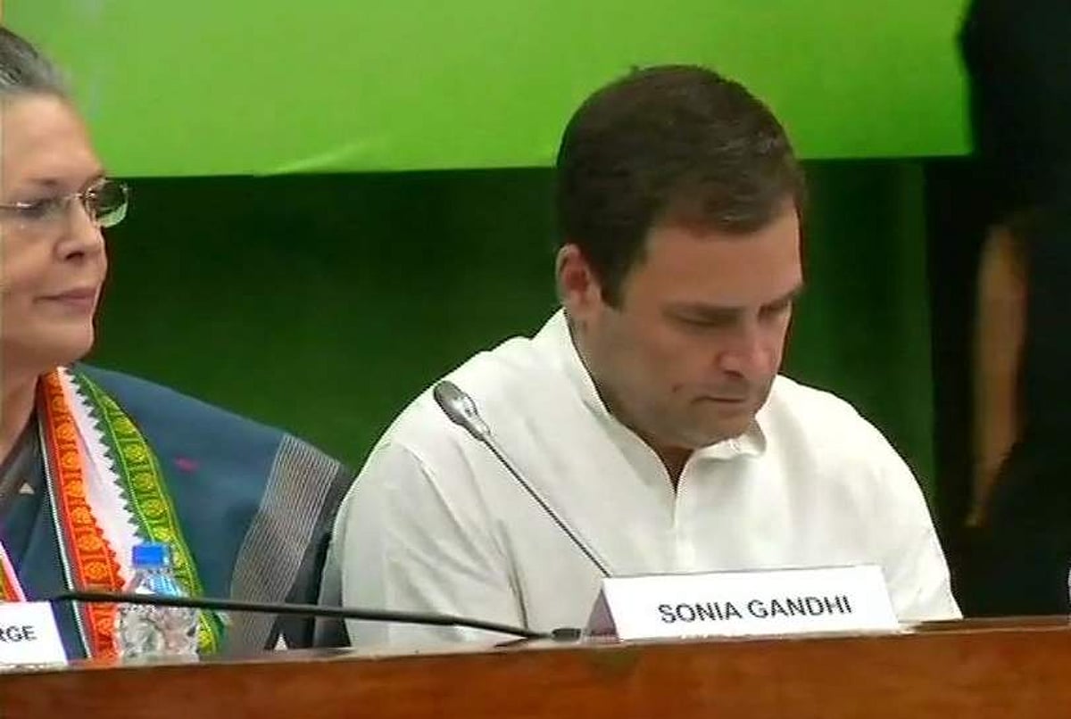 மோடி அரசின் நாட்கள் எண்ணப்படுகிறது: சோனியா