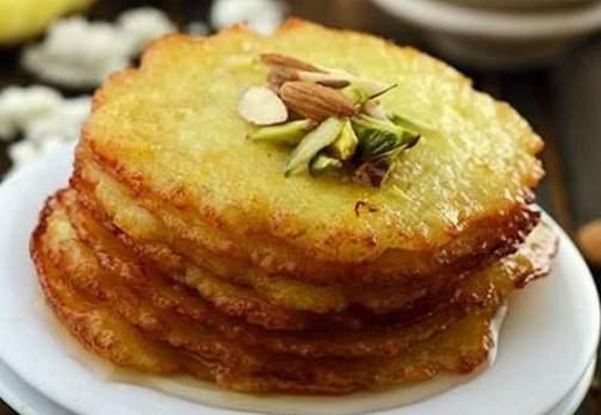 சட்டுன்னு ஒரு ஸ்னாக்ஸ், ராஜஸ்தானி ஸ்பெஷல் ஸ்வீட் ‘மால்புவா’ செய்யுங்களேன்!